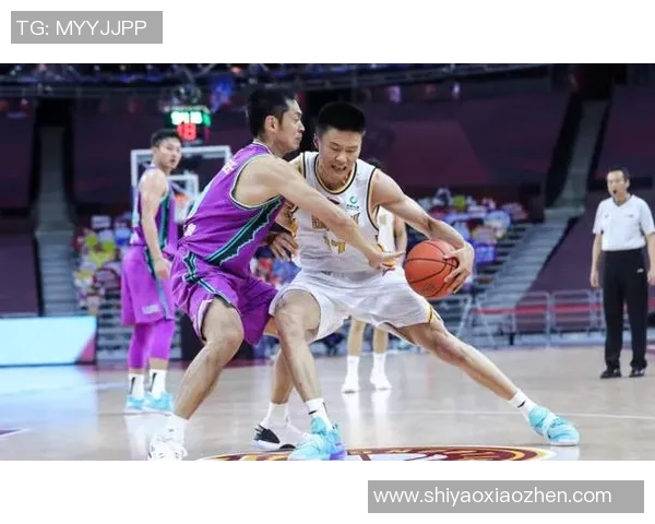 张庆鹏：从篮球场到人生舞台的奋斗与成长之路